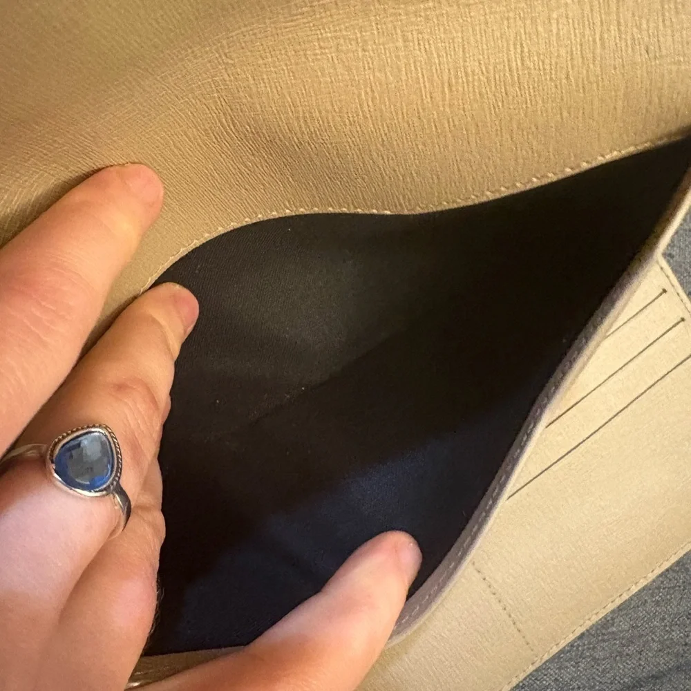 Balenciaga‎ Beige Leather wallet